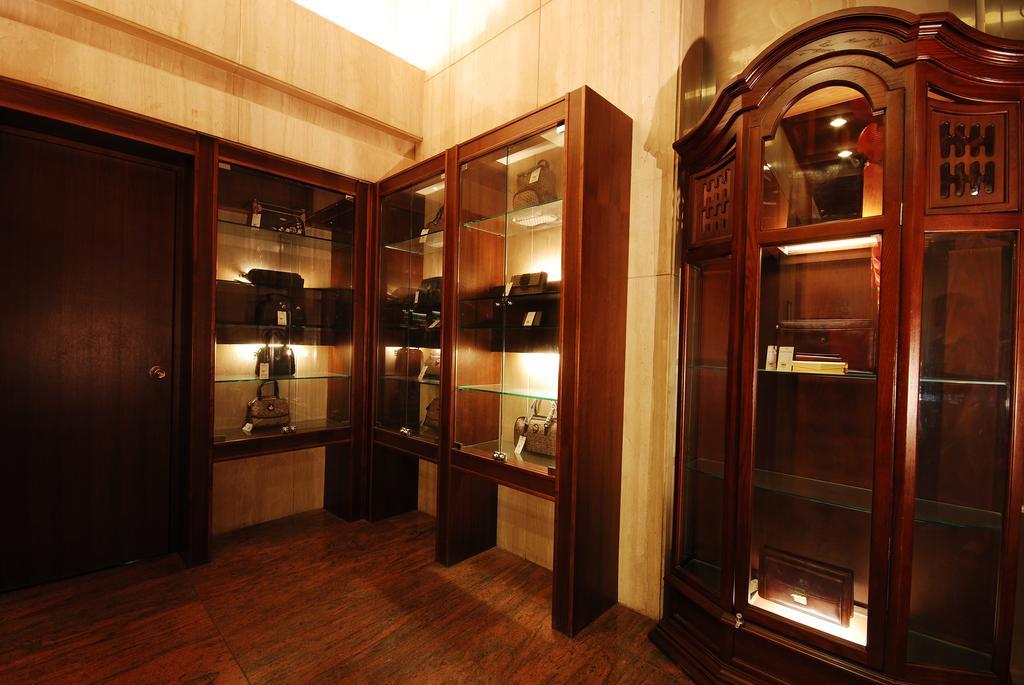 Twinstar Hotel Тайчжун Экстерьер фото