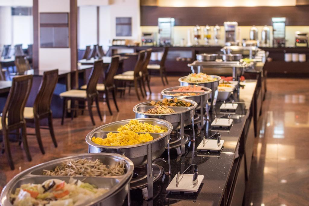 Twinstar Hotel Тайчжун Экстерьер фото