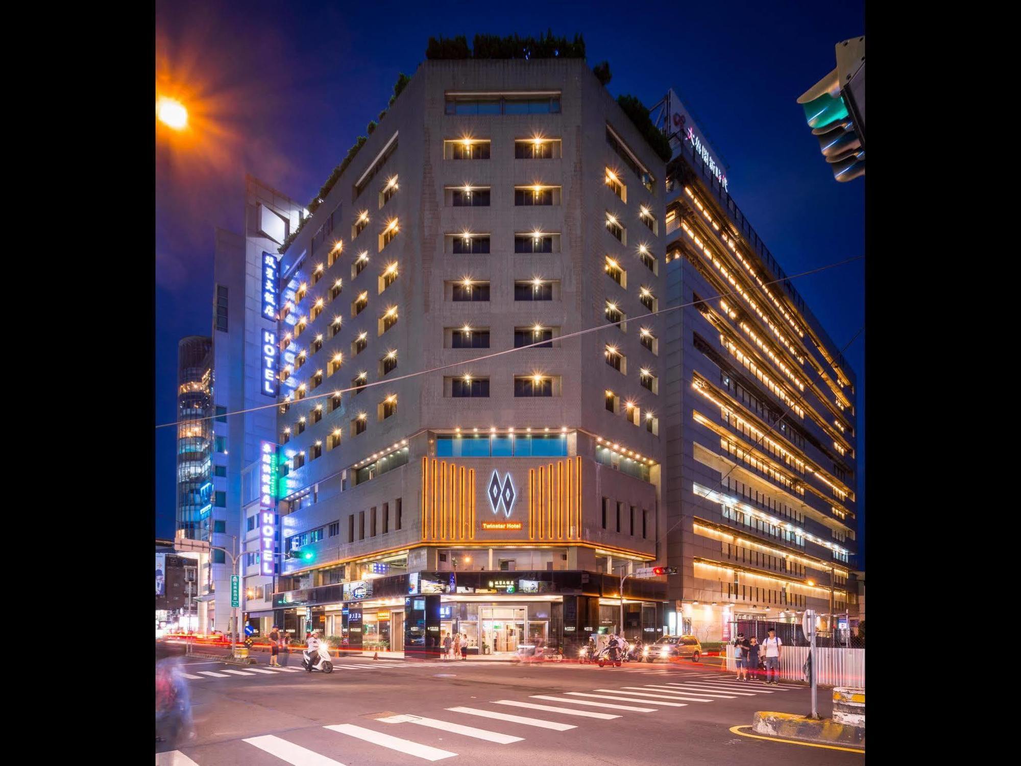 Twinstar Hotel Тайчжун Экстерьер фото